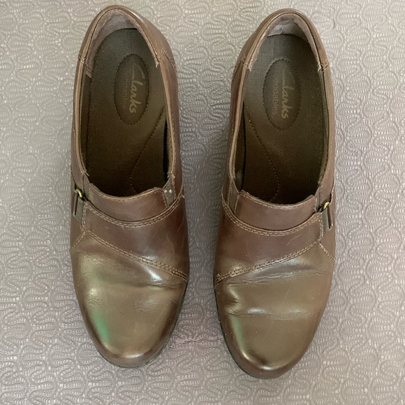 Clarks Women’s Leather Shoes Size 8 - Picture 1 of 7